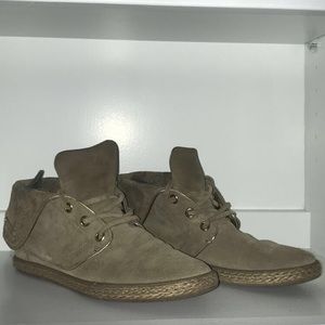 Louis Vuitton Suede Espadrille